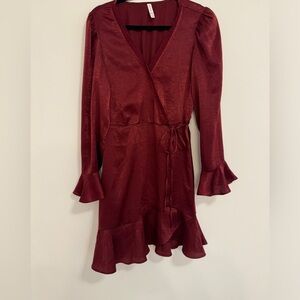 xhilaration women’s red long sleeve dress